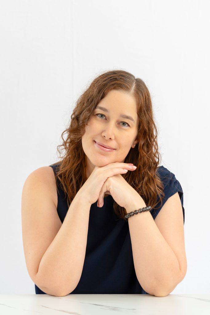 Anneke_040823_047_Edit1